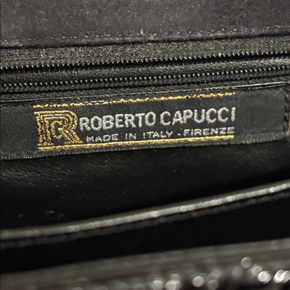 ROBERTO CAPUCCI Italian crossbody convertible
Purse - Picture 11 of 15